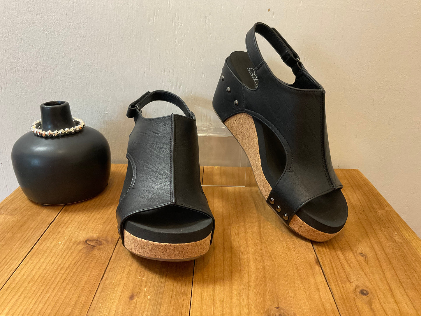 Carley Smooth Black Wedge