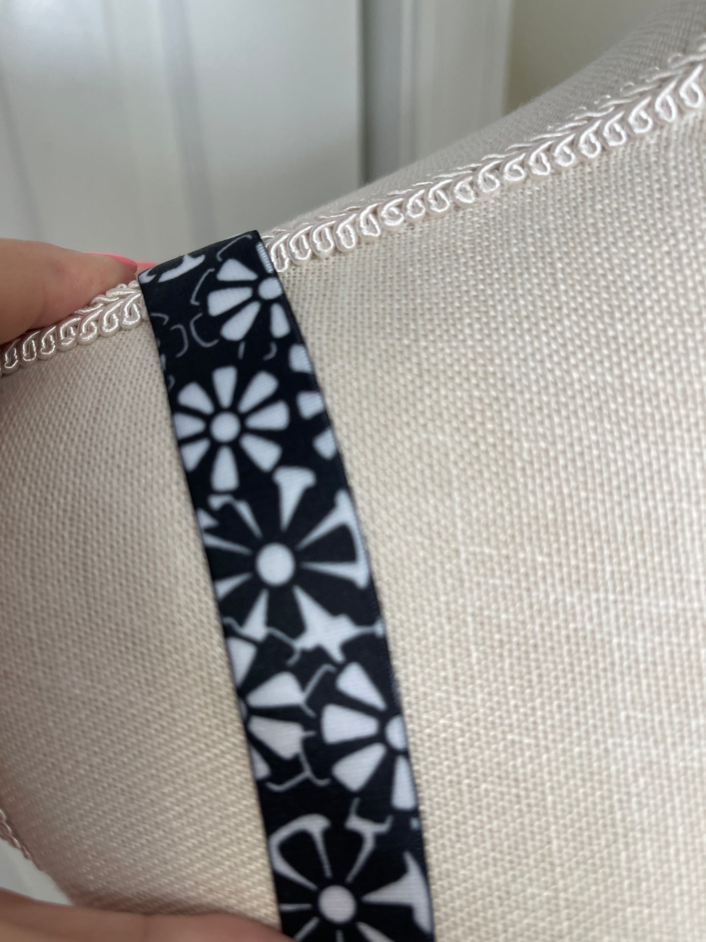 STRAP-IT BRA, black or white bra w/Retro Strap