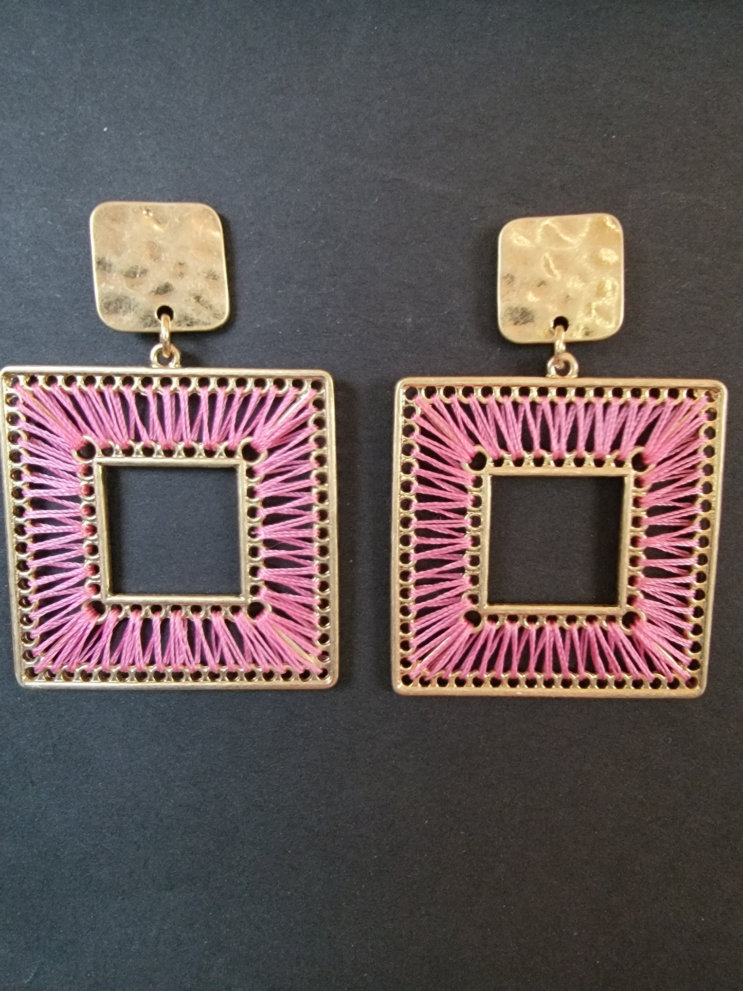Quinn Gold Square with Thread Earrings