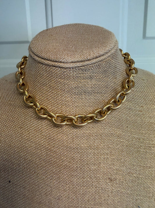 Chain, Short Textured Necklace