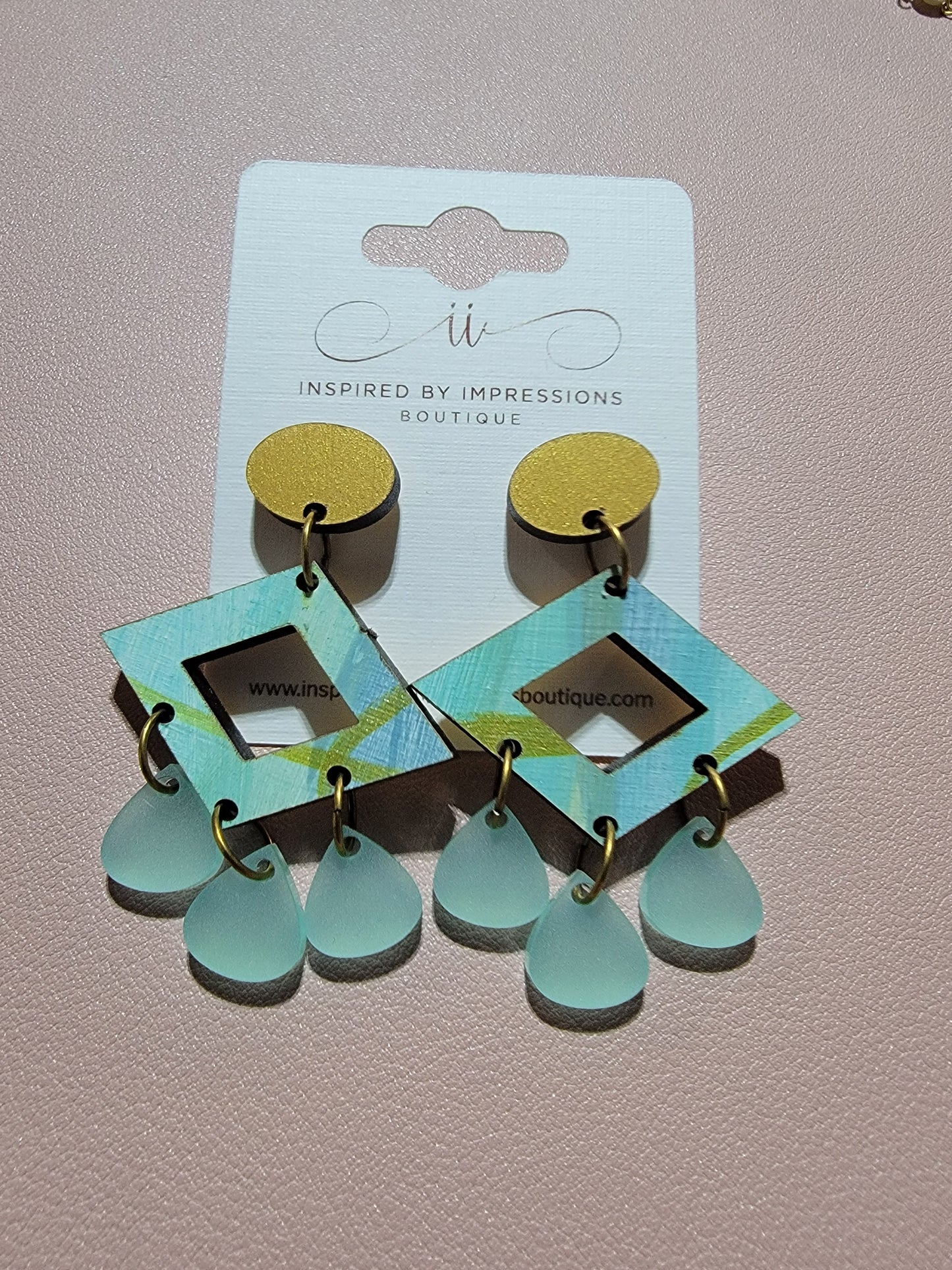 Ava Gold and Seafoam earrings